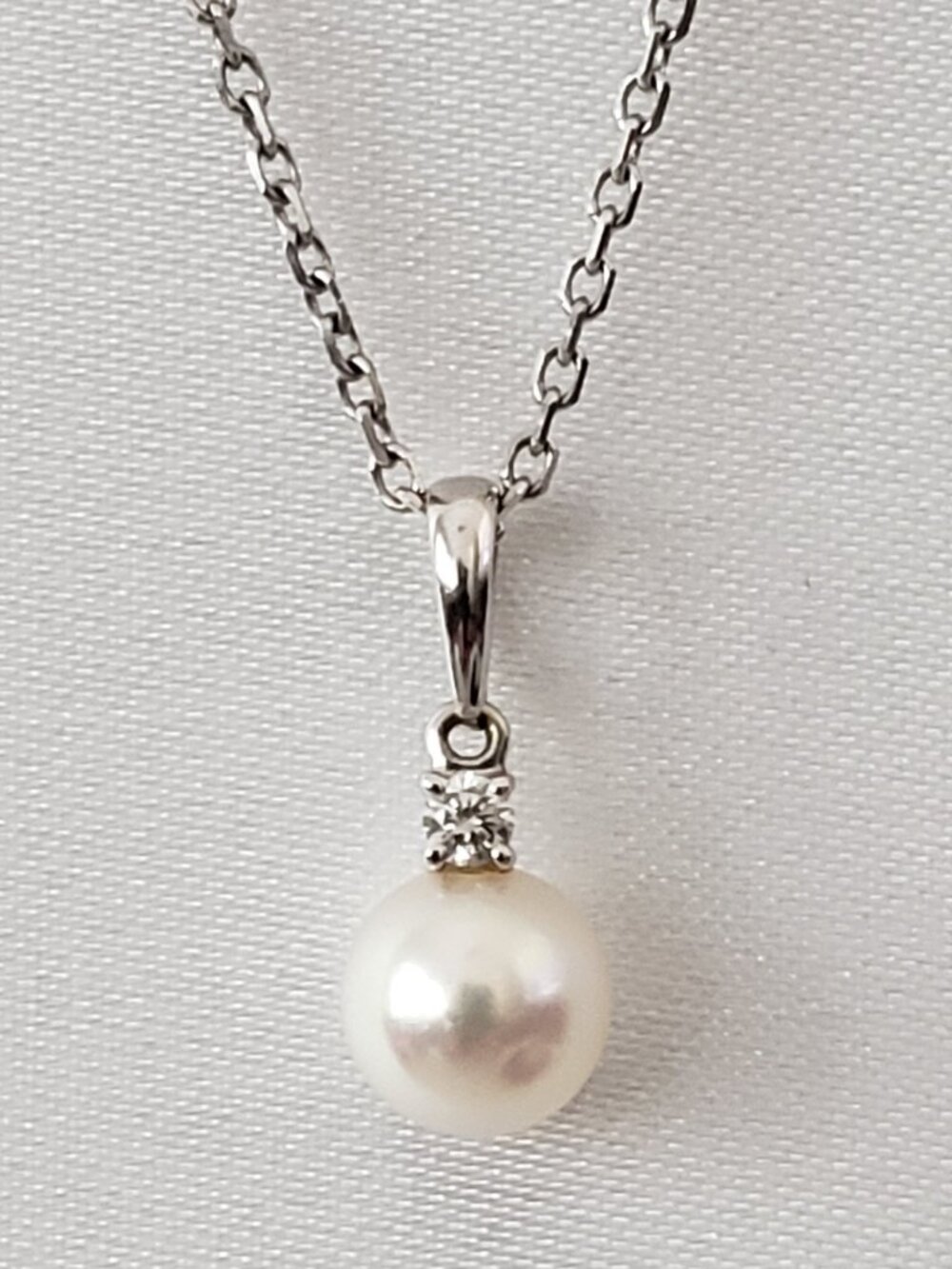 Mikimoto Akoya Pearl and Diamond Pendant Necklace 18K White Gold